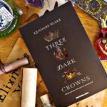 Chronique YA : Three Dark Crowns – Tome 1 – Three Dark Crowns
